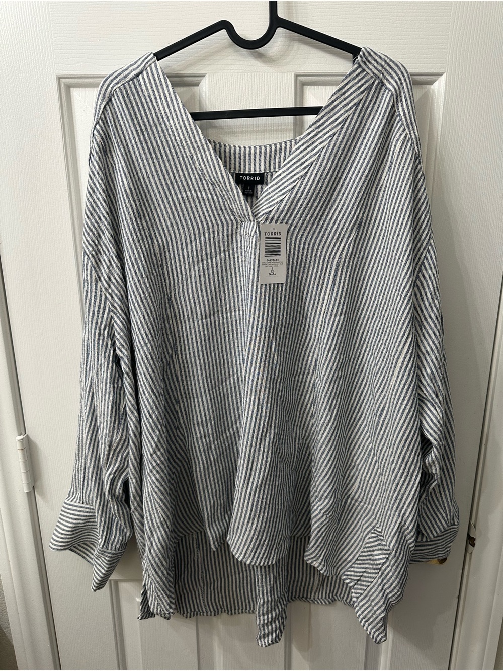 Torrid Top Tunic Blouse Blue White Stripes V-Neck Long-Sleeve 1X NWT